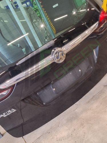 Vauxhall Zafira Tourer 2012-ON Tailgate Carbon Flash GAR