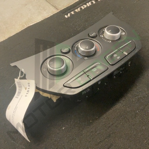 Ford Kuga MK2 2014-2016 AC Heater Controls