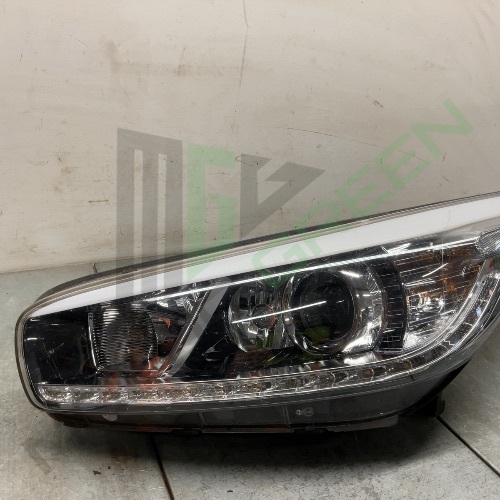 Kia Ceed 4 MK2 2012-2015 Headlight Headlamp Left Side