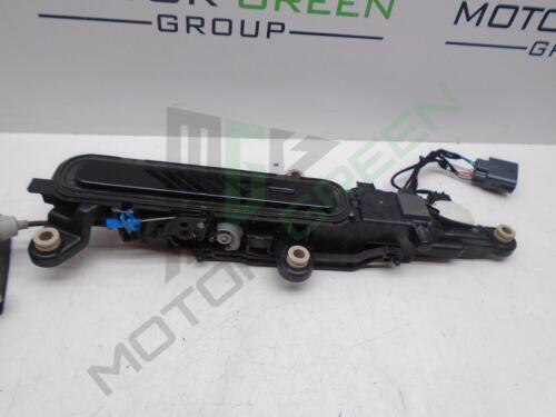 Range Rover Velar L560 2017-On LH Rear Locking Mech & Handle