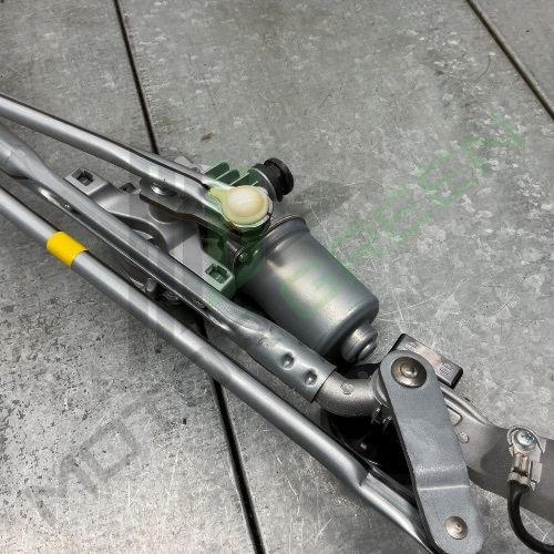 Lexus UX 250H MK1 2019-2024 Front Wiper Motor & Linkage