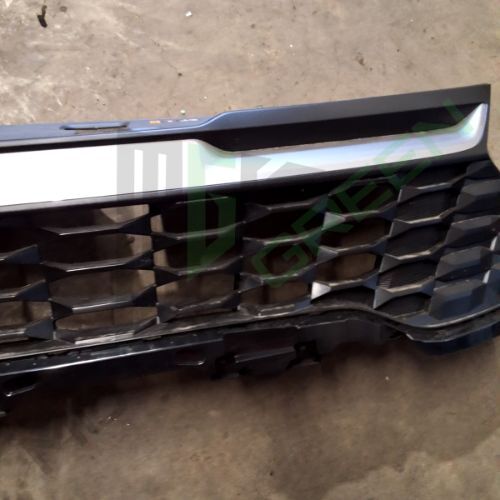 KIA SPORTAGE 2 NQ5 2022-2025 Front Bumper Upper Grille